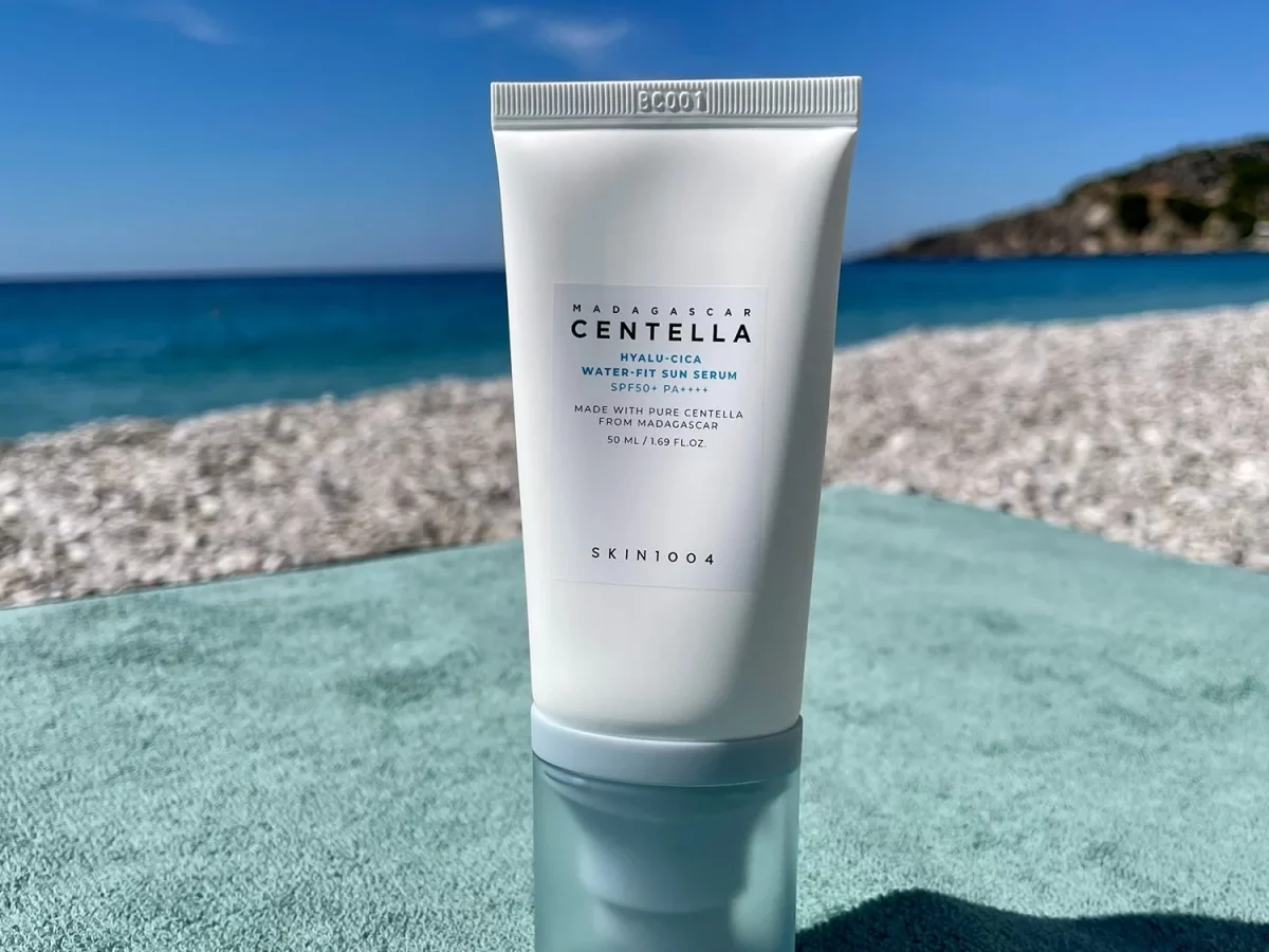 Hyalu-Cica Water-Fit Sun Serum
