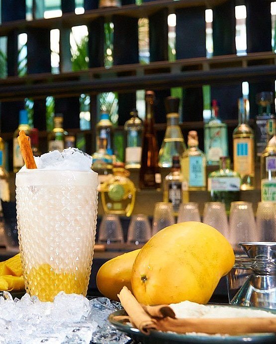 Agua de horchata con mango