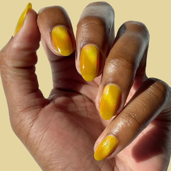 tendencias de uñas 2024