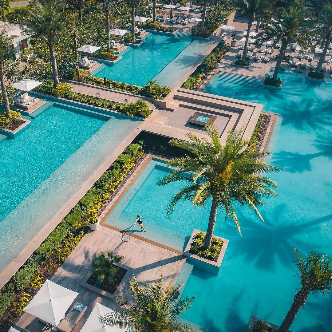 Albercas en Atlantis The Royal