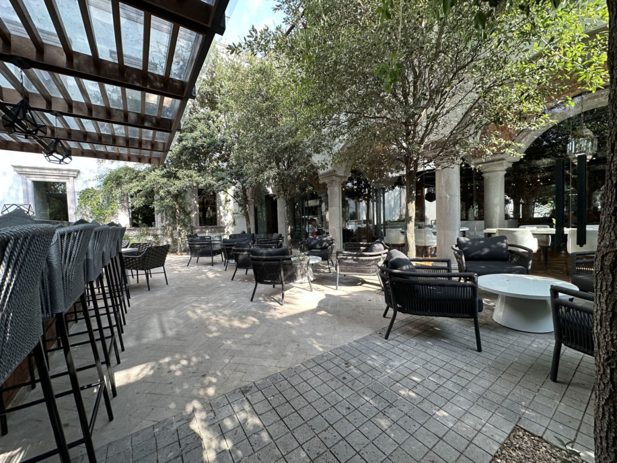 Hay una nueva terraza en San Miguel de Allende con tragos y platillos insuperables