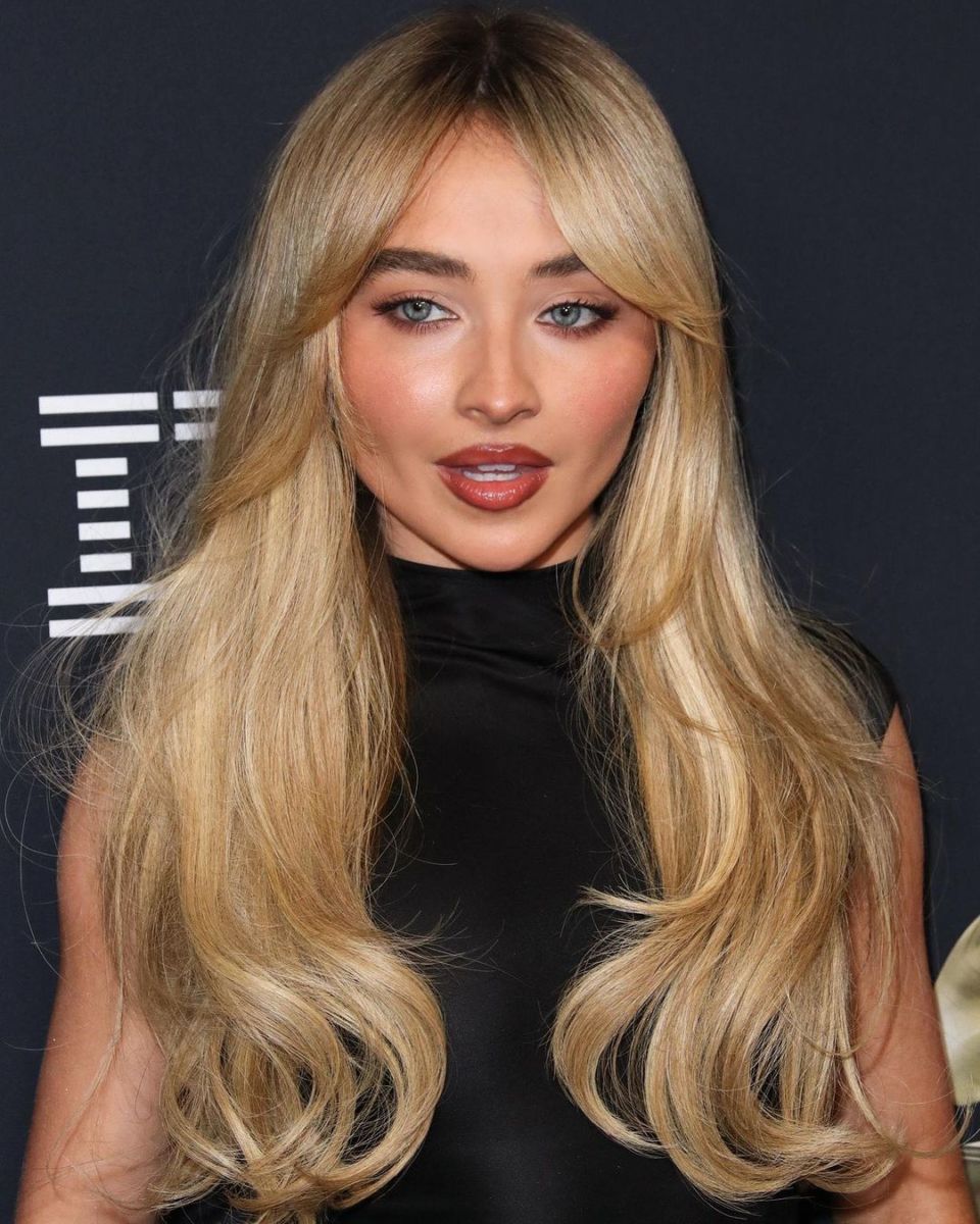 Qué pedirle a tu estilista si quieres tu corte cabello tan bonito como el de Sabrina Carpenter