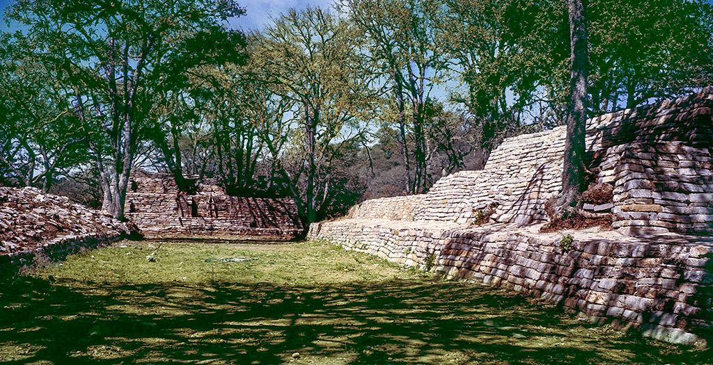 Sitio Arqueológico Las Ranas