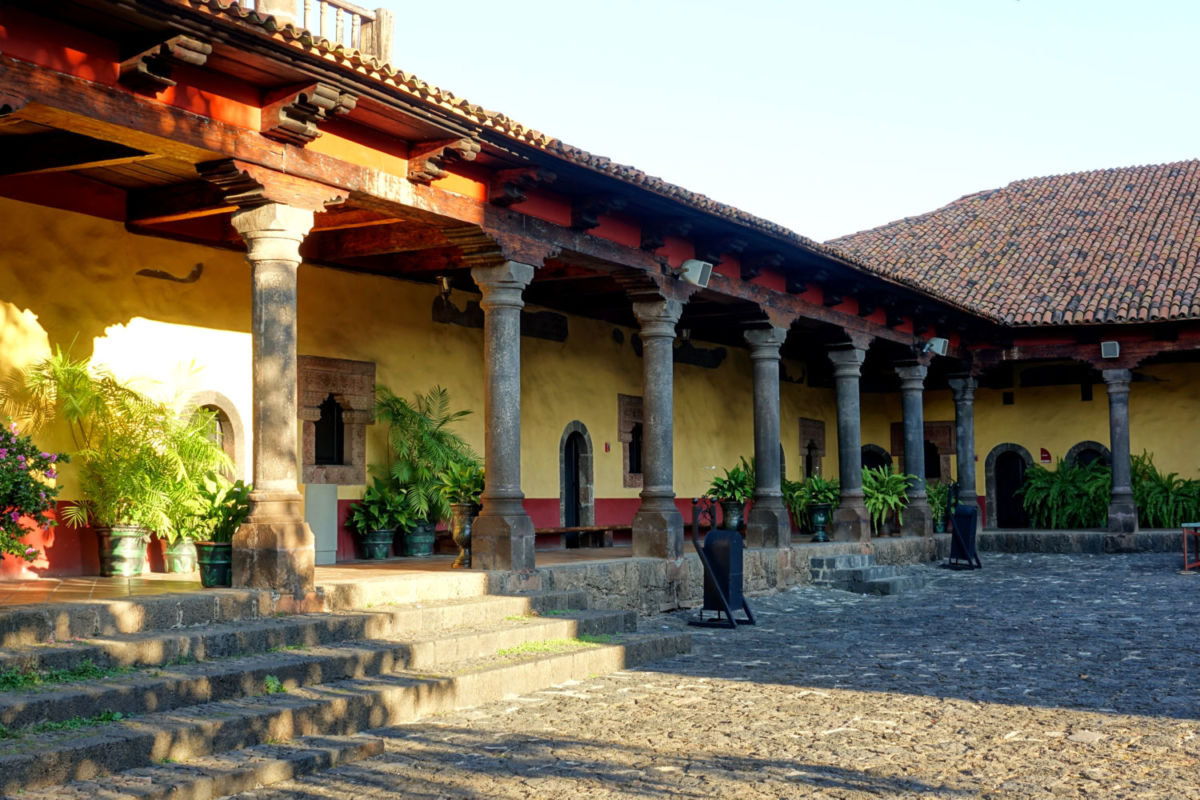Edificios coloniales en Uruapan
