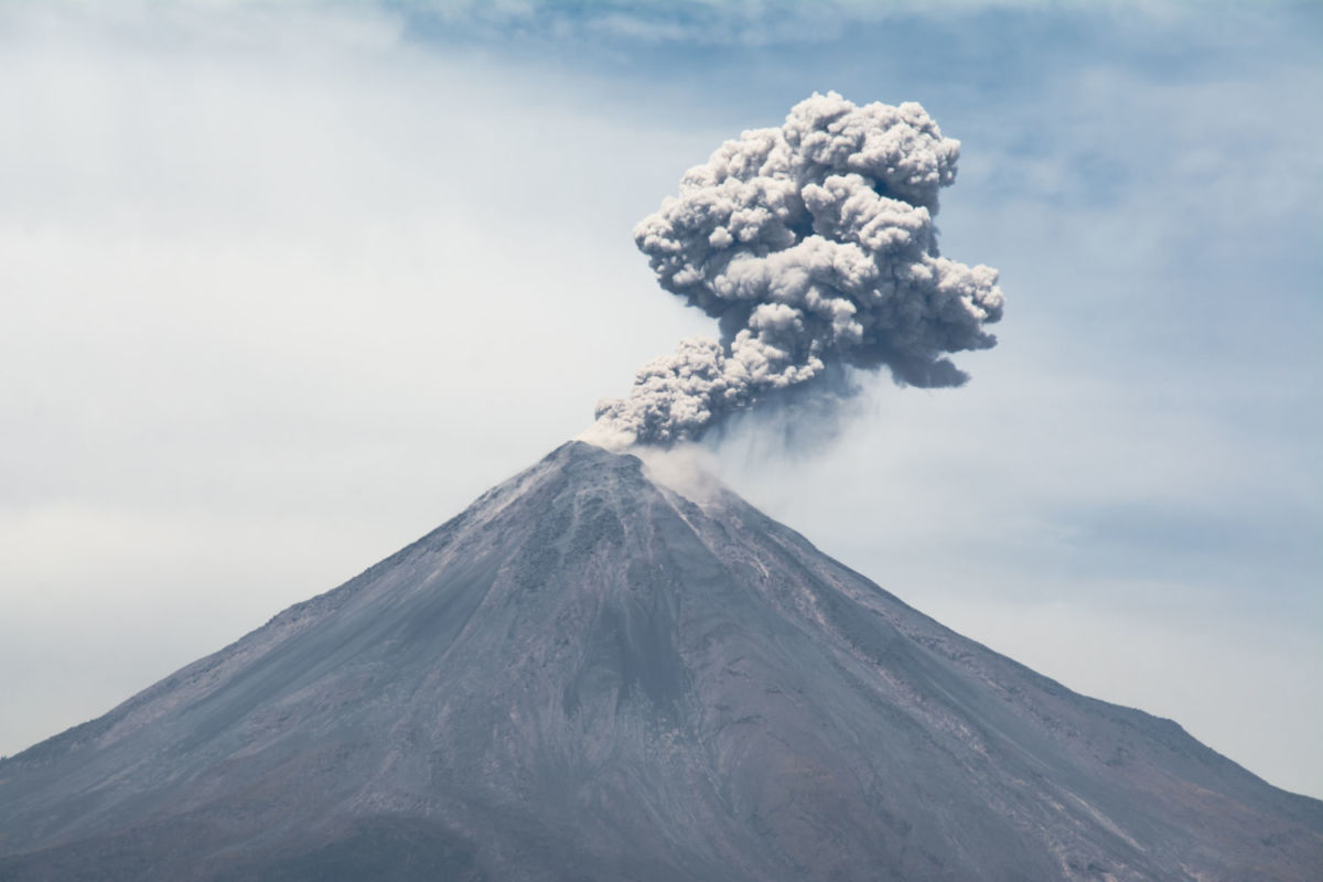 Uno de los volcanes más activos de México se puede visitar, y sus paisajes hacen que el recorrido valga la pena