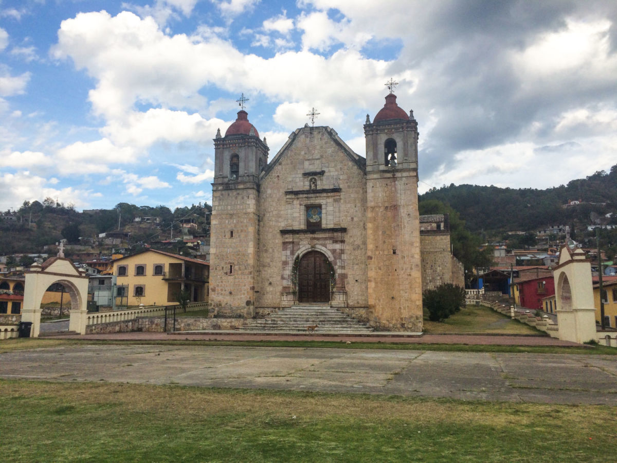 Templo de San Mateo Apóstol capulalpam