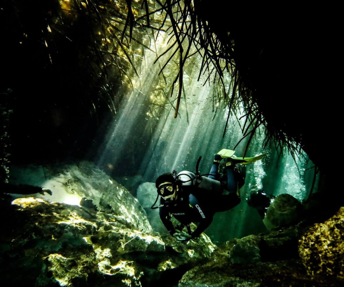 cenote manatí