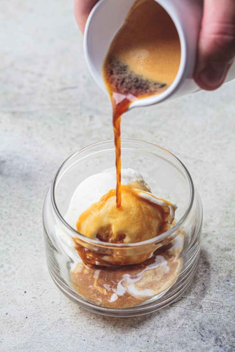 helado de vainilla con espresso