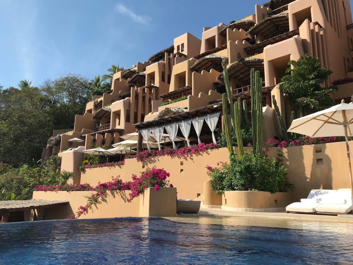 hoteles bonitos en Zihuatanejo