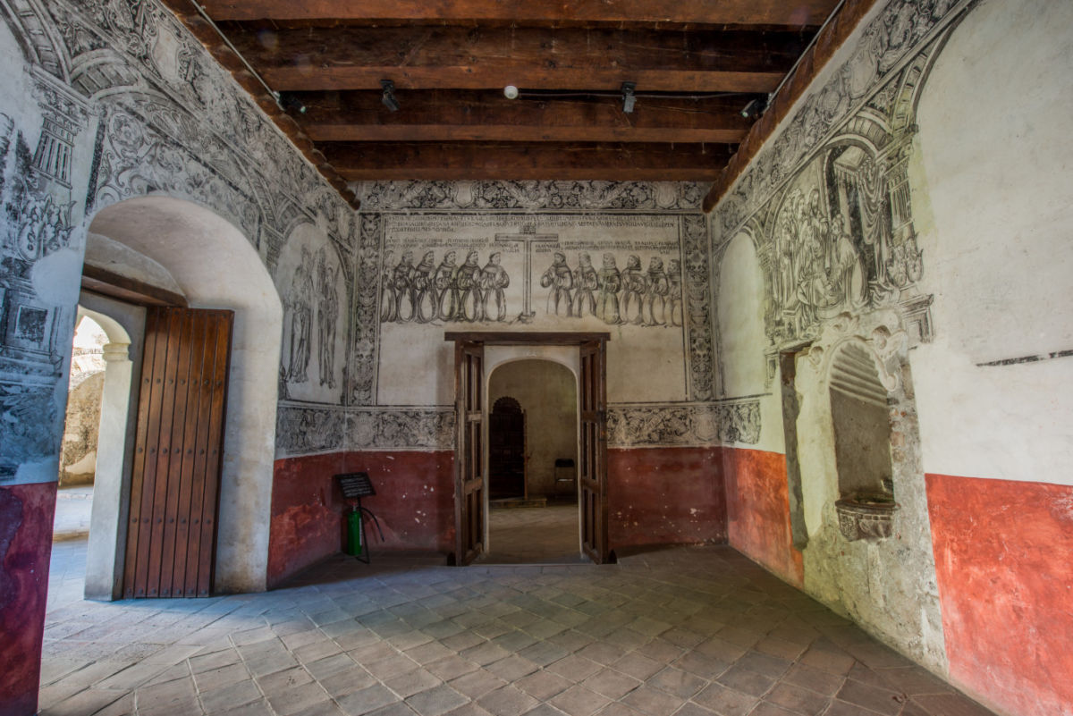 Murales al fresco en el Ex Convento de Huejotzingo