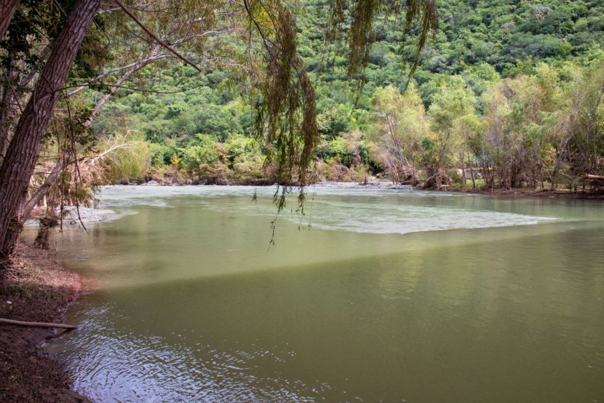 Las Adjuntas: La ‘playa’ de dos colores en Querétaro donde el agua tiene temperaturas distintas