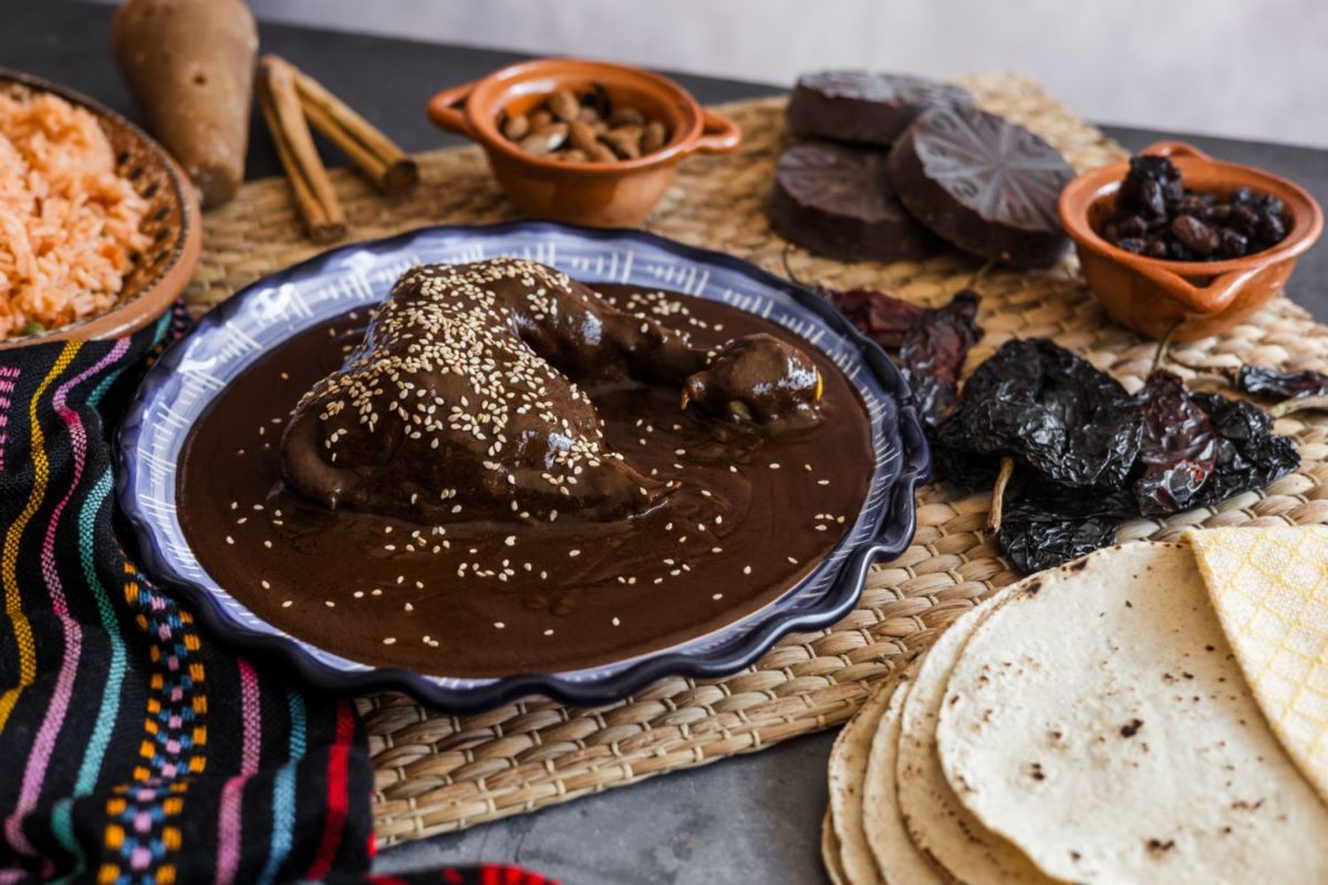 Pueblos Mágicos para comer el mejor mole 