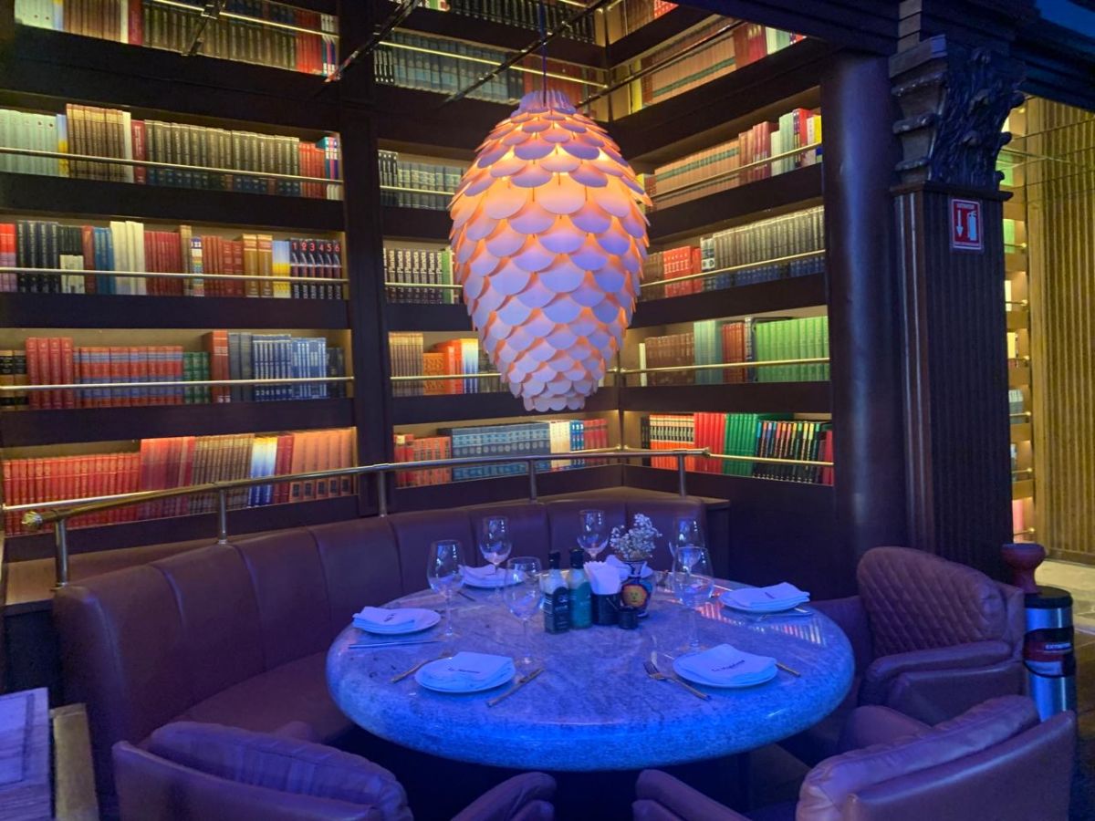 La Madalena: vibra ‘vintage-chic’ y deliciosos platillos de mar en este restaurante de Cancún