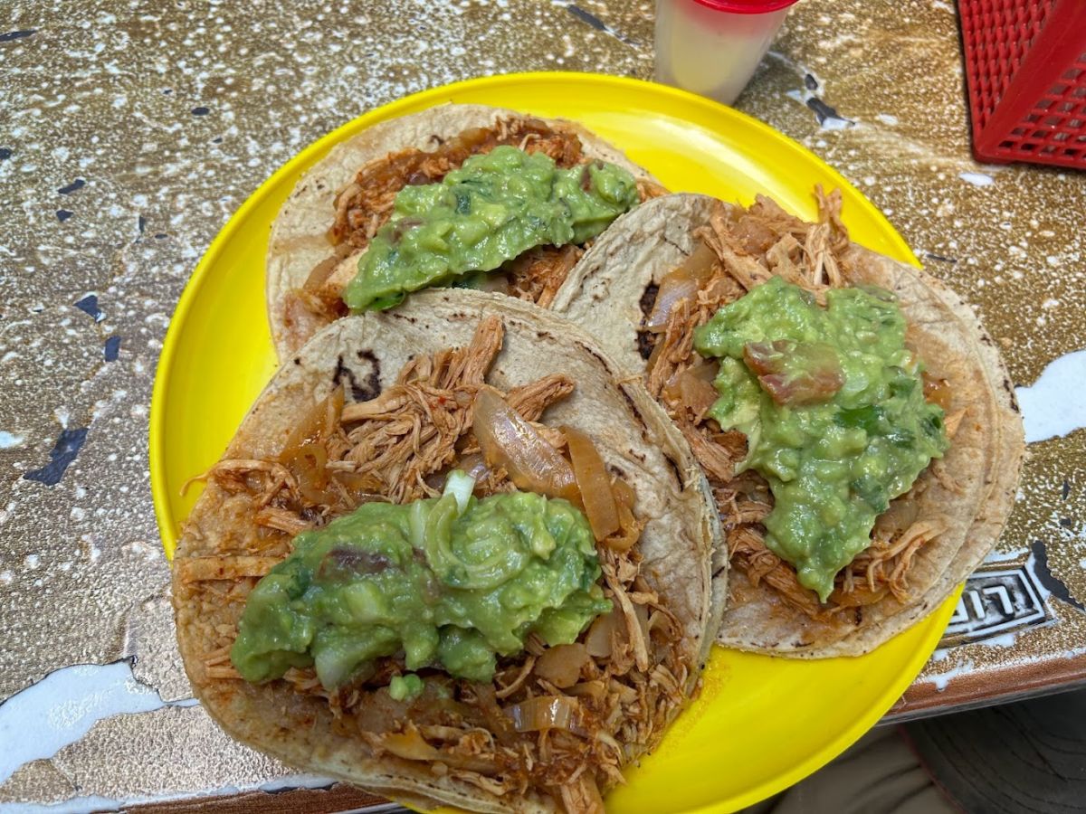 Tacos HOLA El Güero