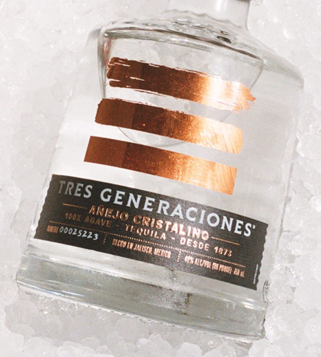 Tequila Tres Generaciones Añejo Cristalino para celebrar cumpleaños
