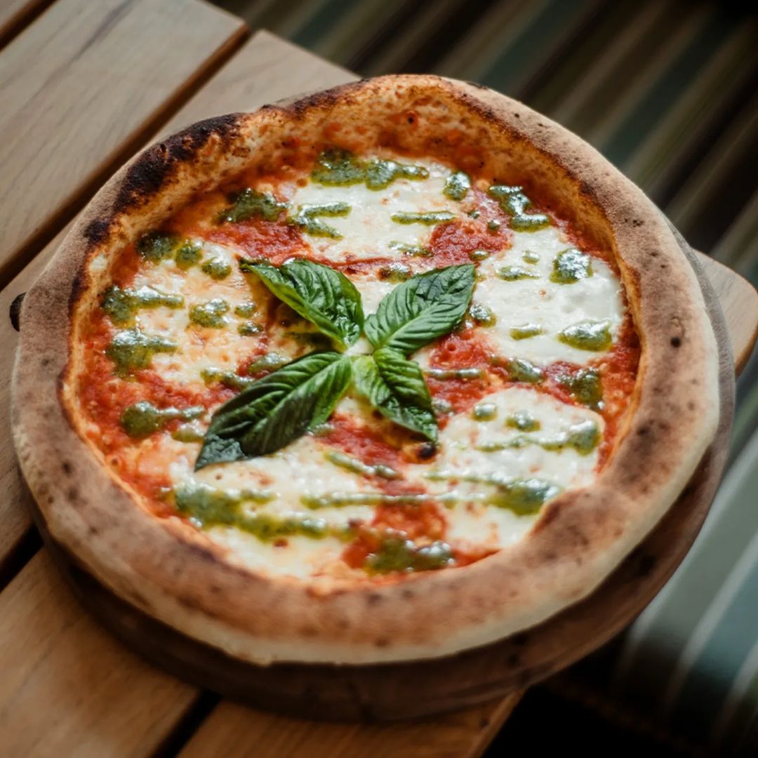 Pizza margherita en la CDMX