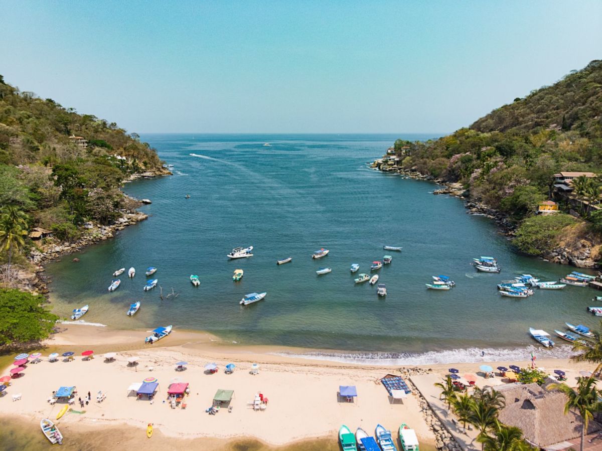 Boca de Tomatlán: el pueblito de playa extra pintoresco para escapar el fin de semana