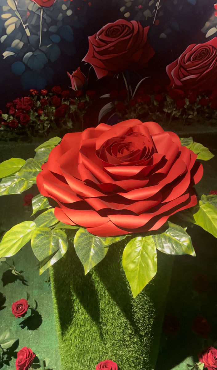 Campo de rosas en la experiencia inmersiva del Principito
