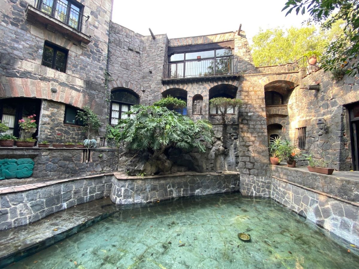 El plan perfecto en Coyoacán es visitar la Casa Fortaleza del ‘Indio’ Fernández, donde se grabaron más de 140 películas