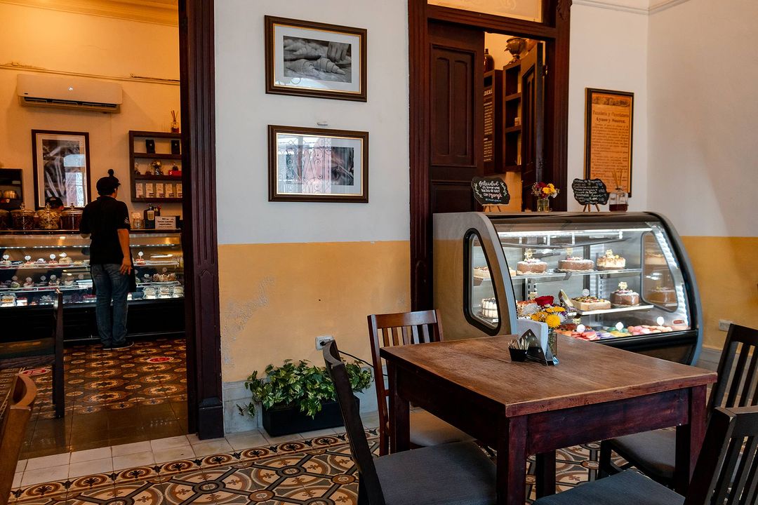 Chocolatería y Panadería Placer & Delirio