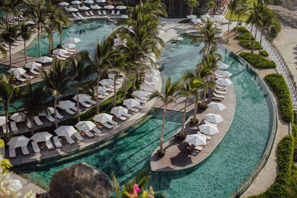 En este hotel de lujo en Los Cabos, la cena en un restaurante Michelin está incluída en la estancia