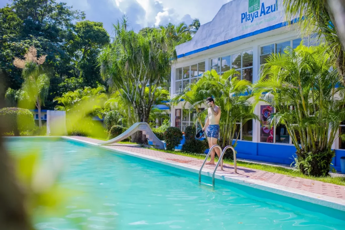 Hotel Playa Azul.