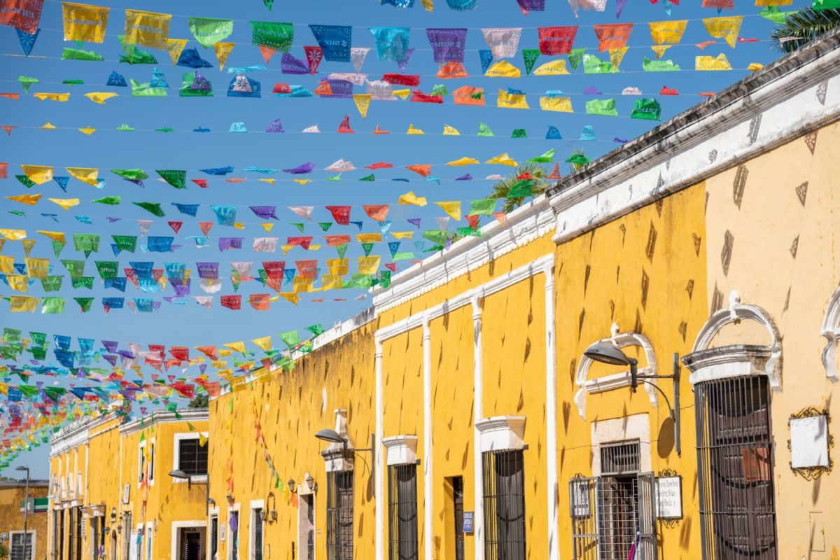 Izamal, Yucatán pueblito chiquito para ocmer extraordinario