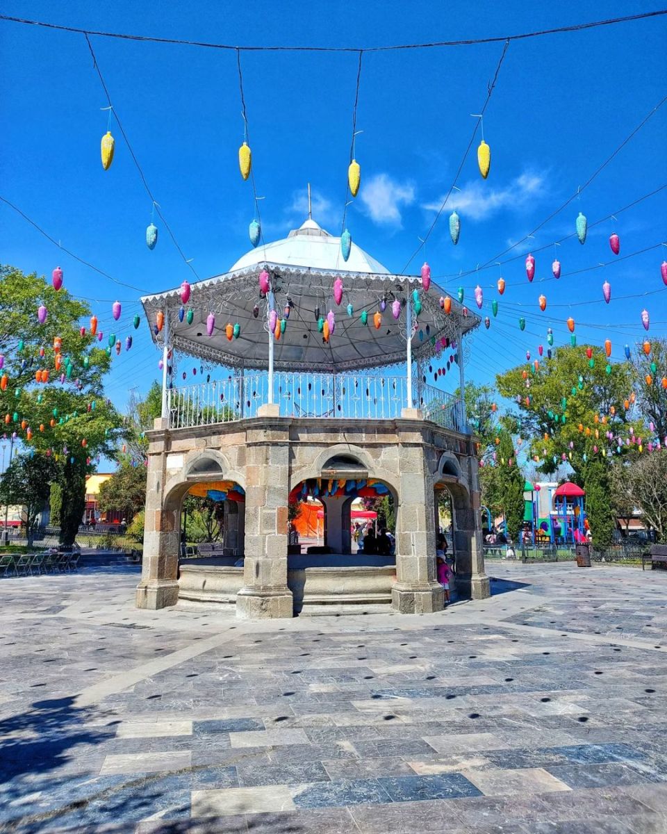 Kiosko en Ixtenco, pueblo mágico de Tlaxcala