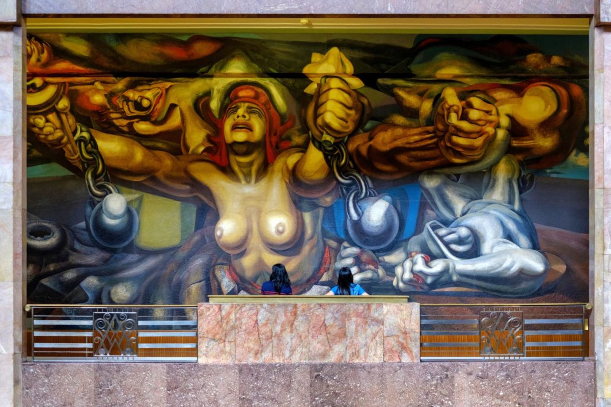 Mural de Alfaro Siqueiros en Bellas Artes