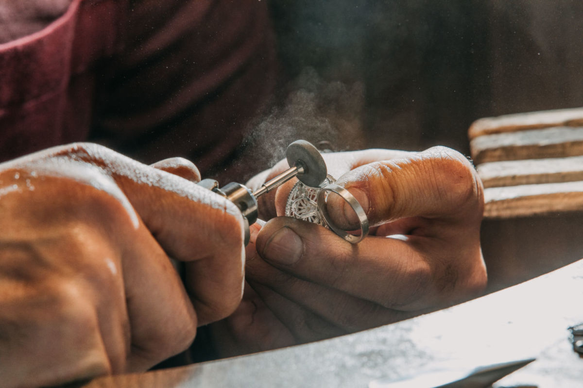 Piezas de plata hechas a mano