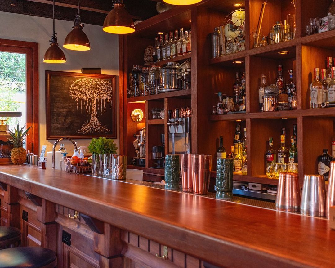 Pedro Mandinga Room Bar 
