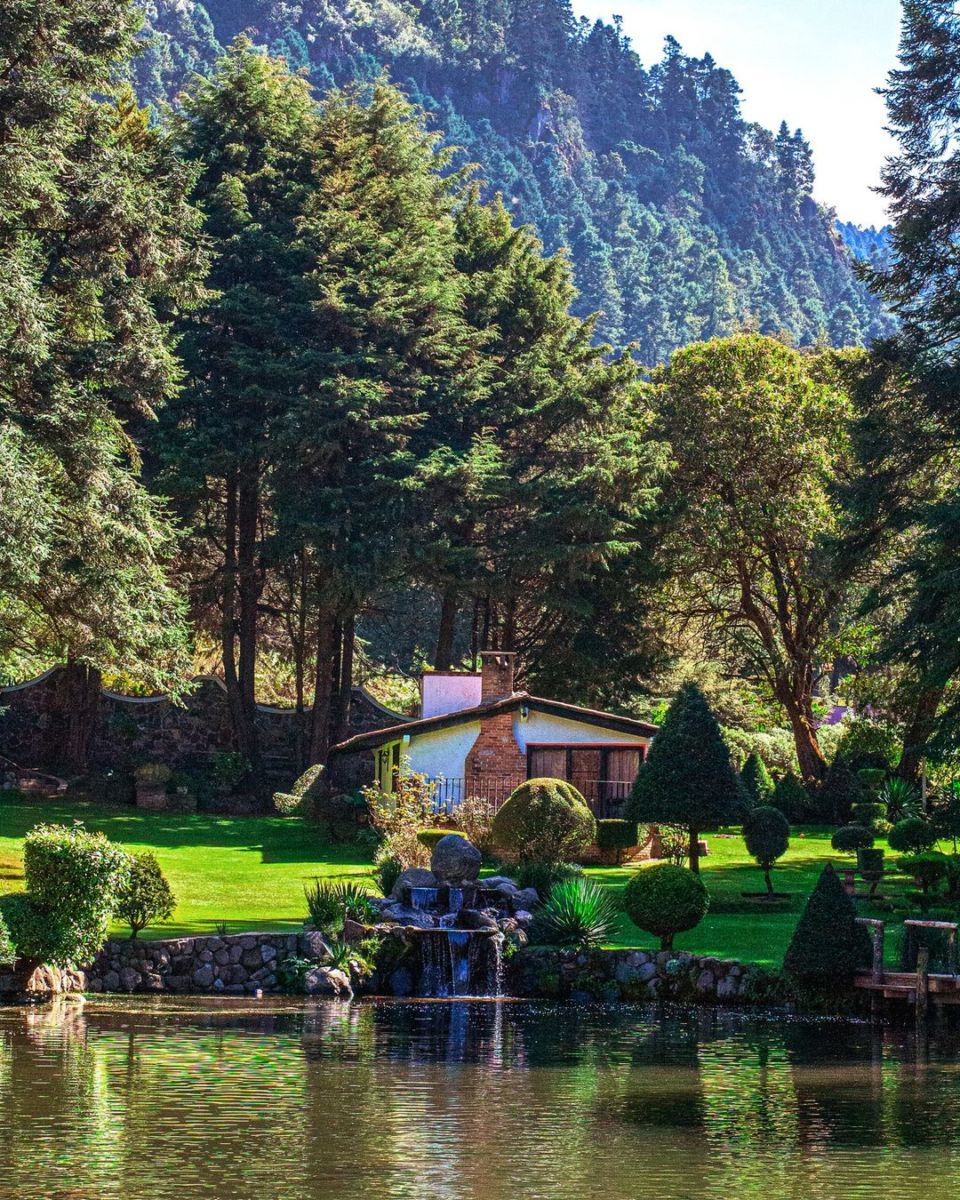 Restaurante en medio de la naturaleza