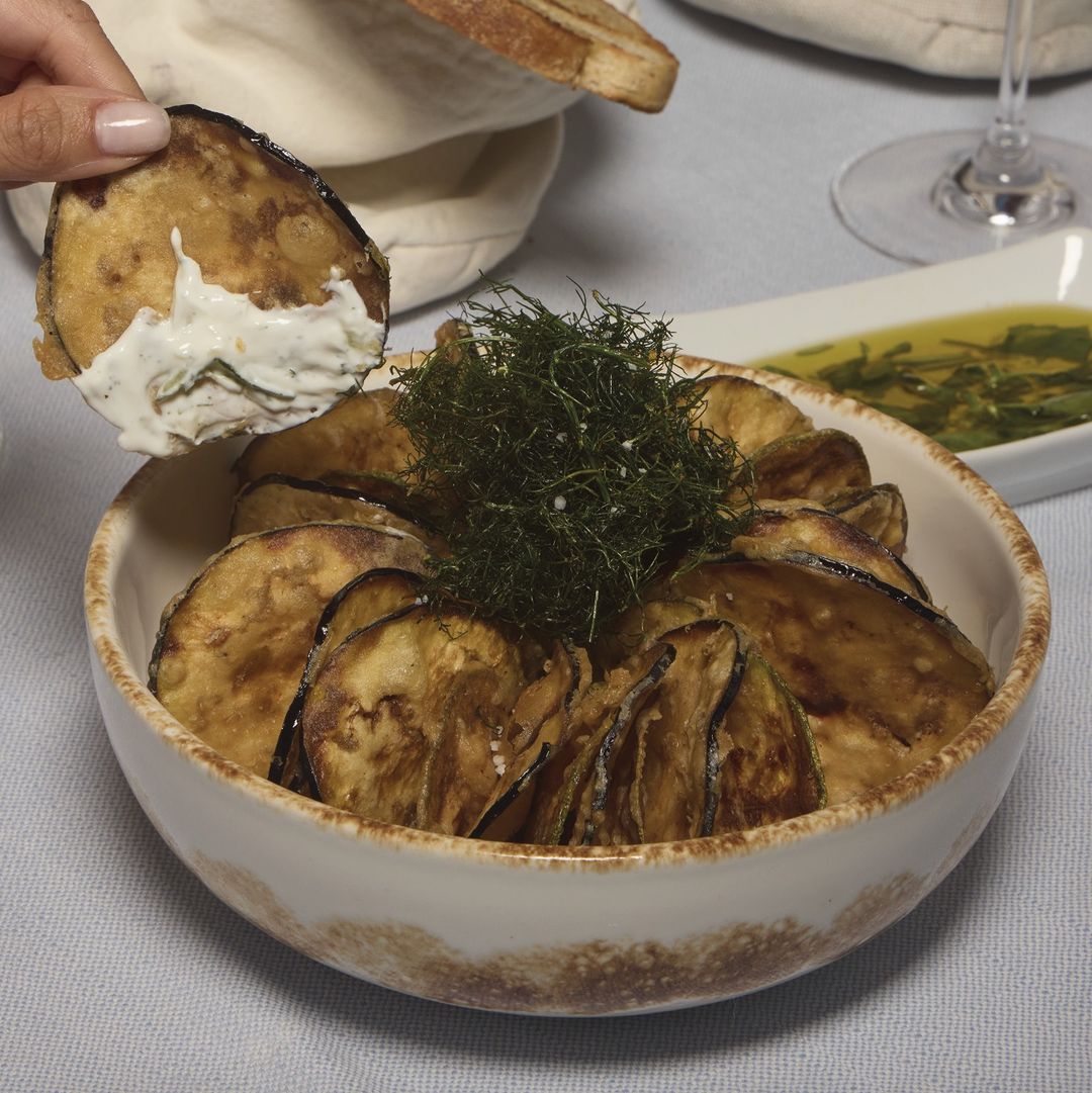 Chips de calabaza y berenjena capeadas