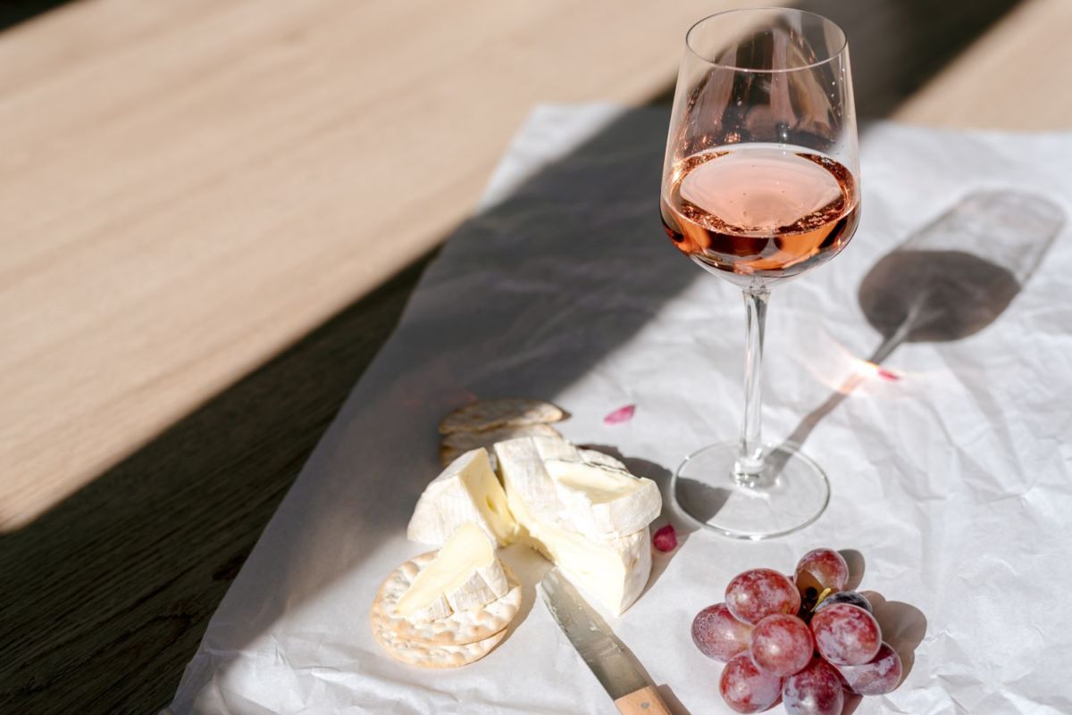 queso y vino