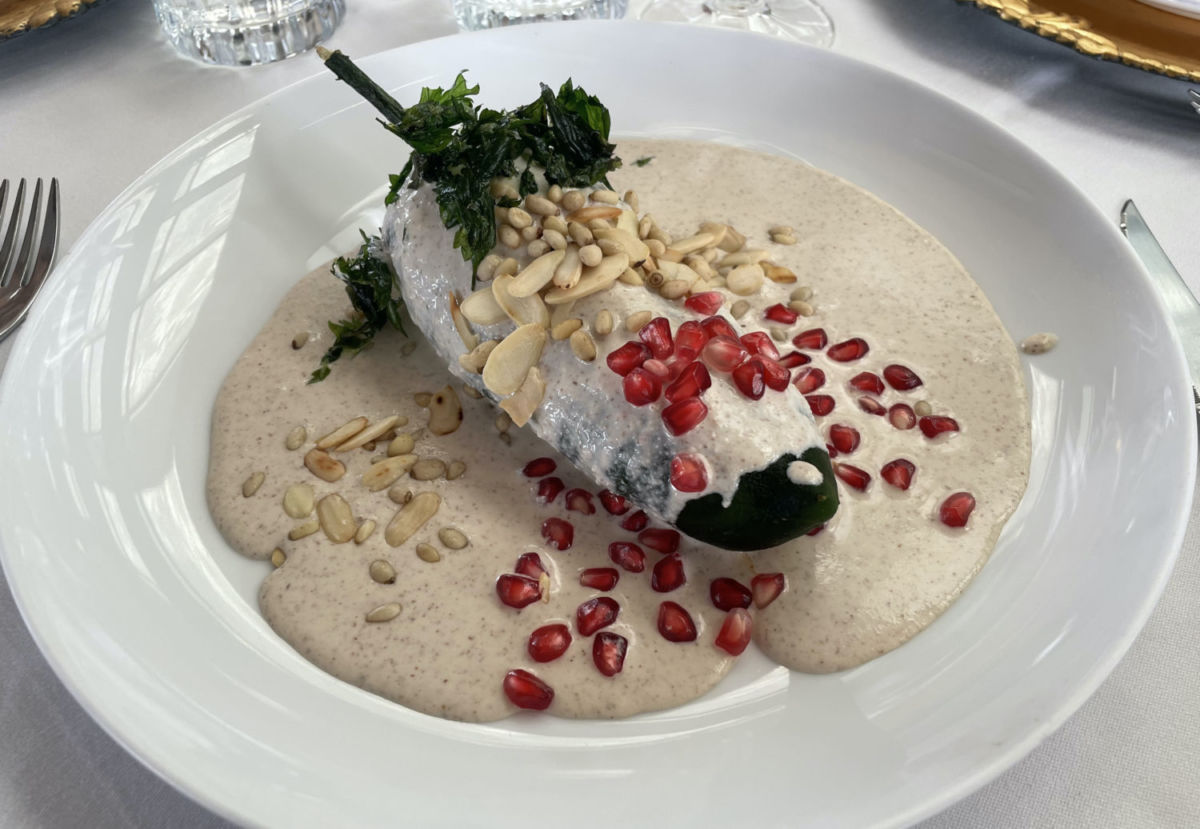 Chile en nogada tradicional