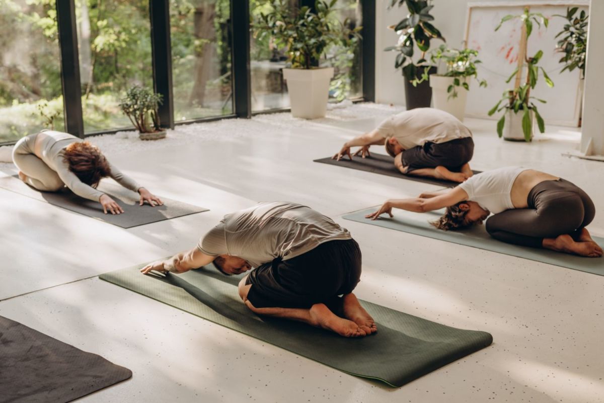 Encuentra por fin la paz en estos 3 estudios de yoga en Polanco