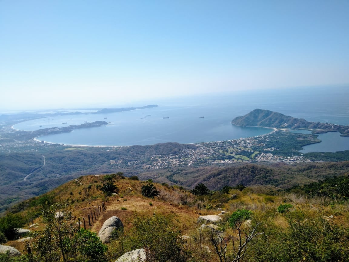 cerros en manzanillo