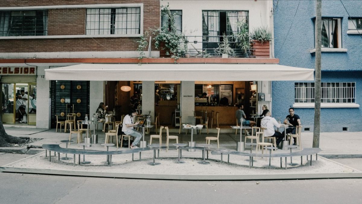 Malcriado: La preciosa terracita de banqueta en la Condesa con desayunos y comidas exquisitas a cualquier hora del día