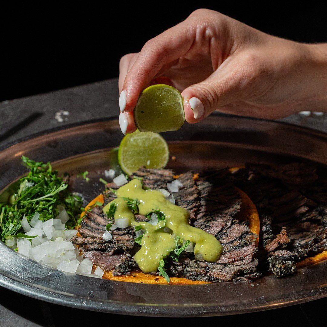 Tacos de trompo negro cdmx