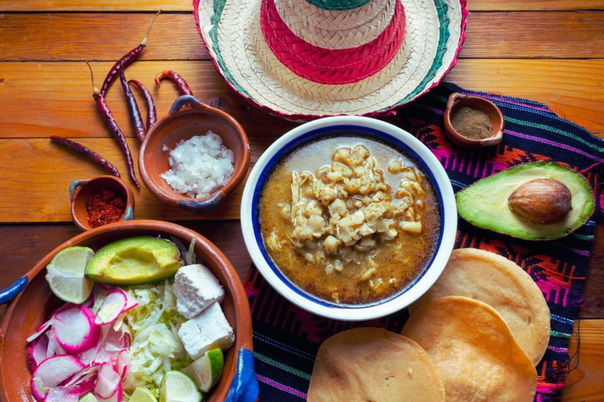 5 platillos mexicanos imperdibles (+ postre) para tu cena del Grito