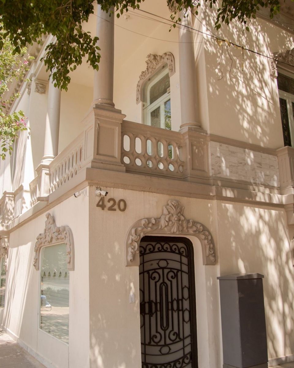 Saca tu niña interior en esta casa de muñecas en la CDMX, tiene museo, tienda y cafetería