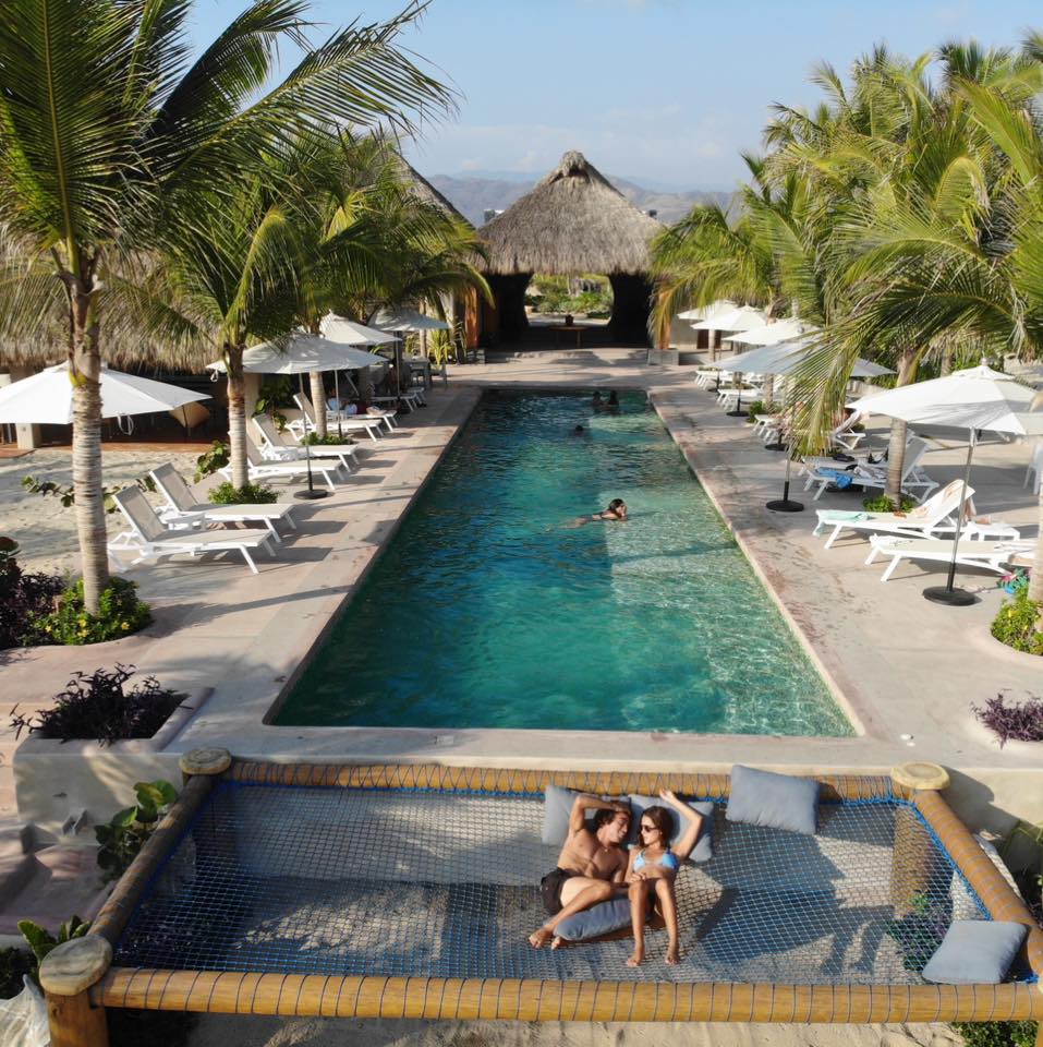 club de playa en playa palmarito