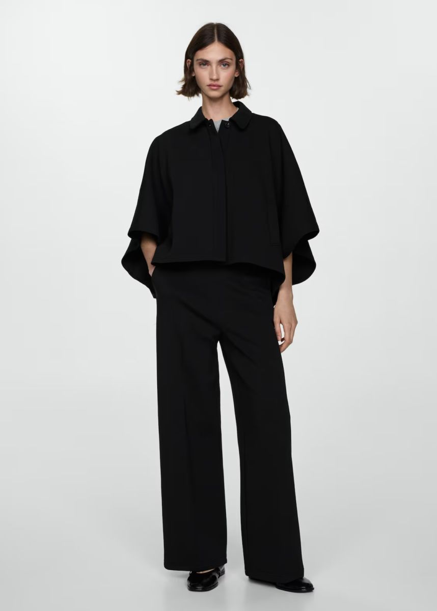 Capas envolventes en tendencia en otoño 2024