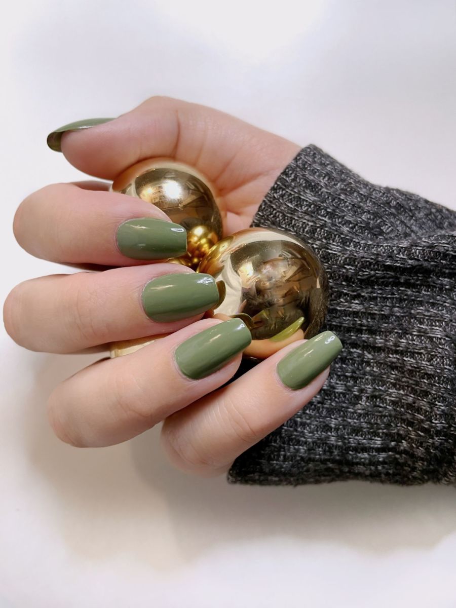 Tonos de uñas otoño 2024