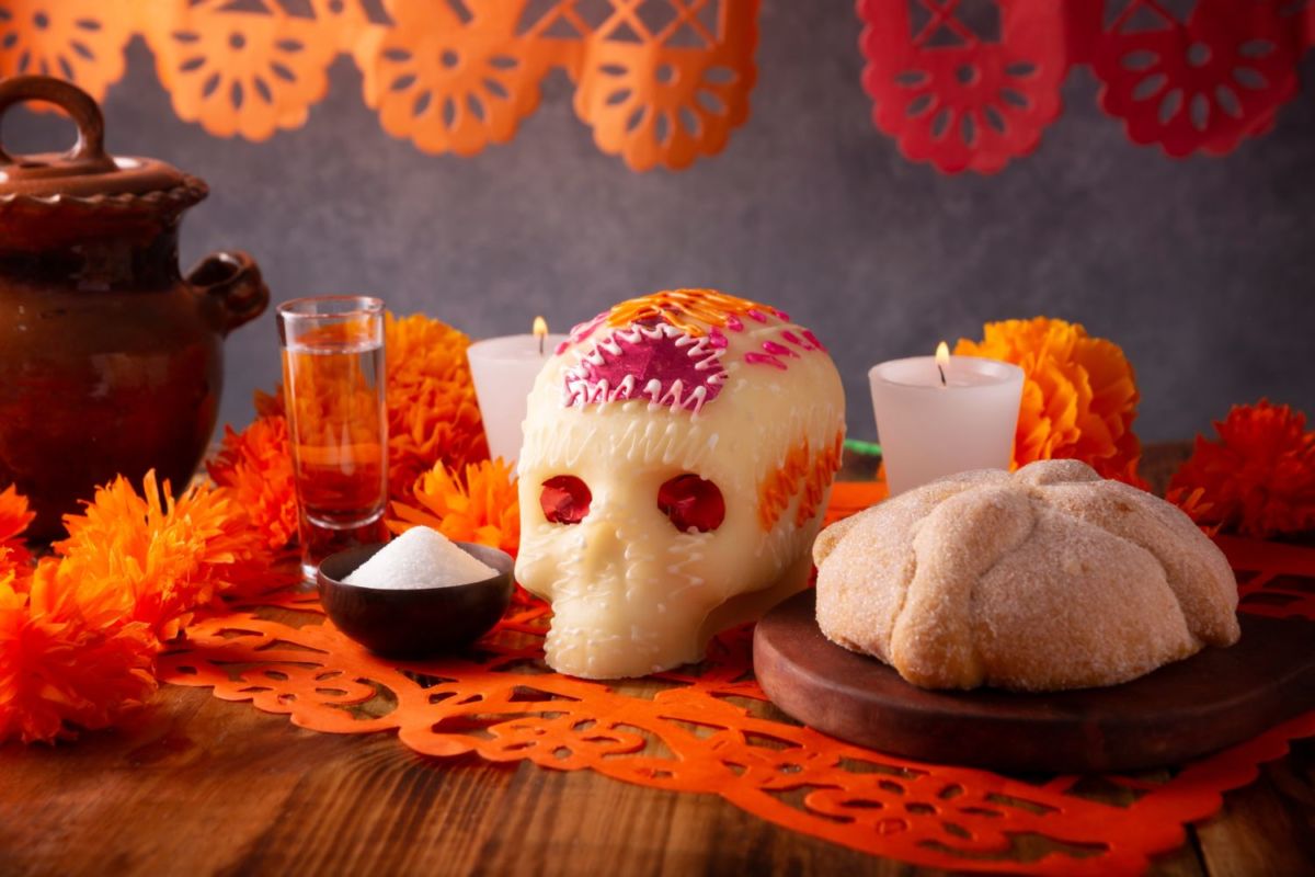 elementos del altar de muertos