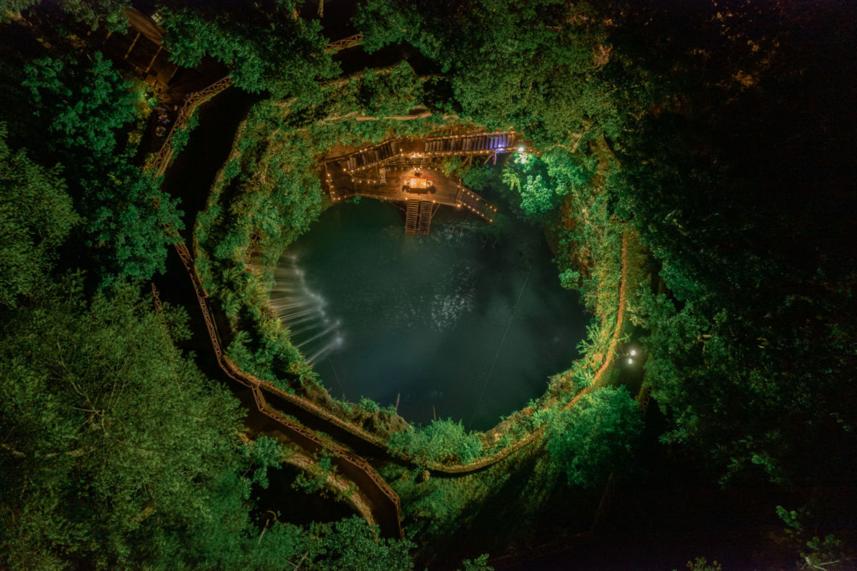 Cena romántica en cenote 