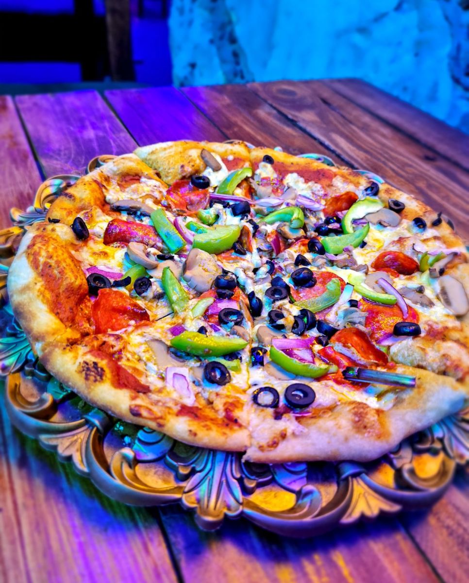 La Extraña Pizza.