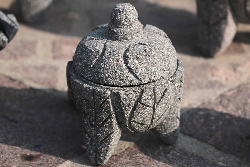 Artesanías de piedra volcánica de Comonfort