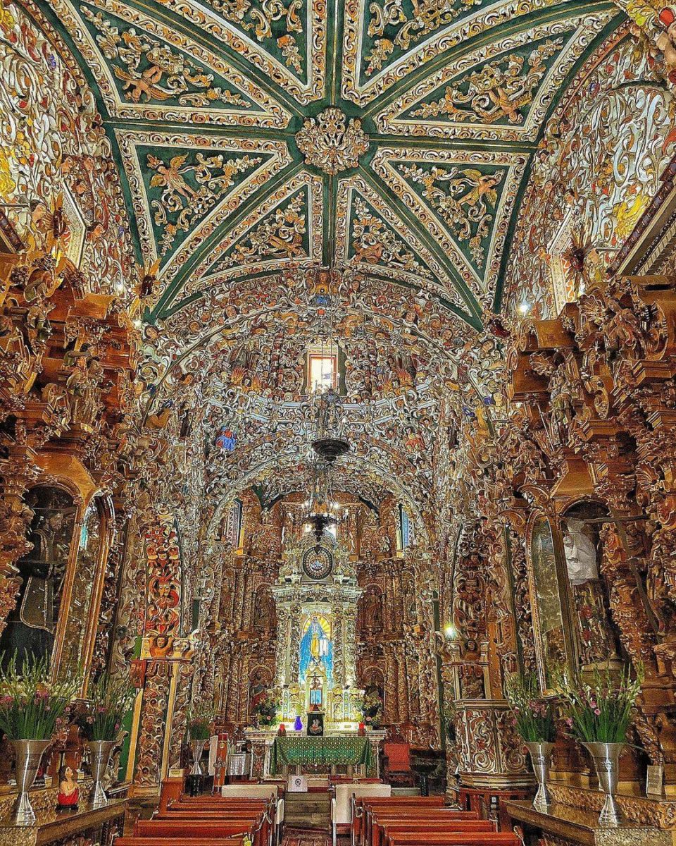 Interior de la Iglesia de Tonantzintla