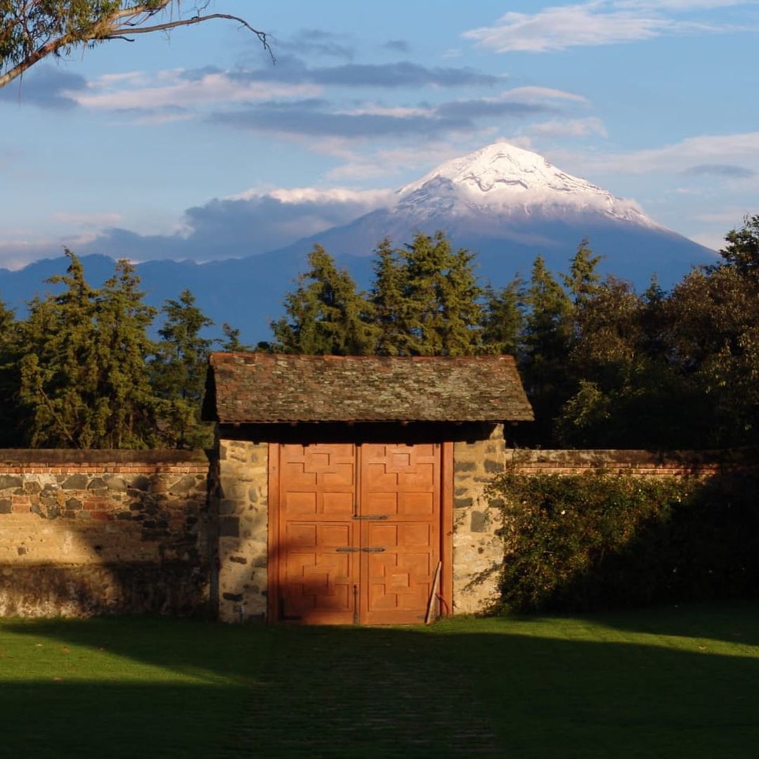 3 pueblitos en México para una escapada de dos días si te encantan las cabañitas, cobijas, y frío